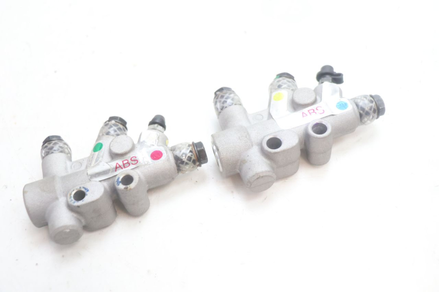 photo de REPARTIDOR FRENO PIAGGIO MP3 HPE 530 (2022 - 2026) - Zoom estado de uso