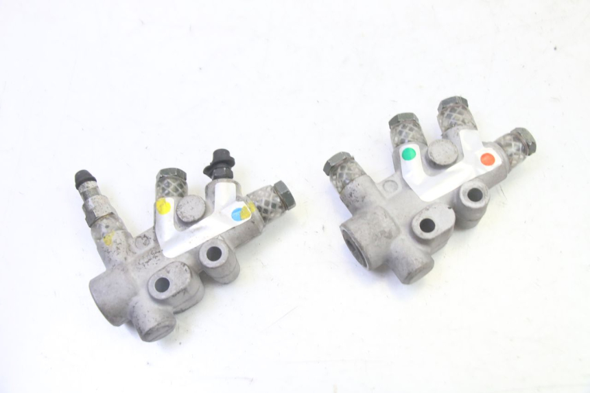 photo de REPARTIDOR FRENO PIAGGIO MP3 LT 300 (2010 - 2016) - Otra perspectiva