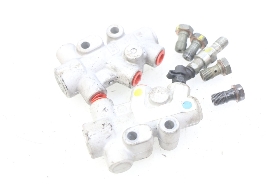 photo de DISTRIBUIDOR DE FRENO PIAGGIO MP3 500 (2011 - 2015) - Zoom estado de uso