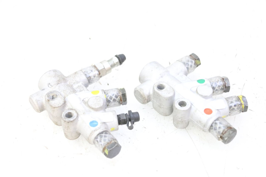 photo de DISTRIBUIDOR DE FRENO PIAGGIO MP3 RL 250 (2006 - 2010) - Detalle de la pieza