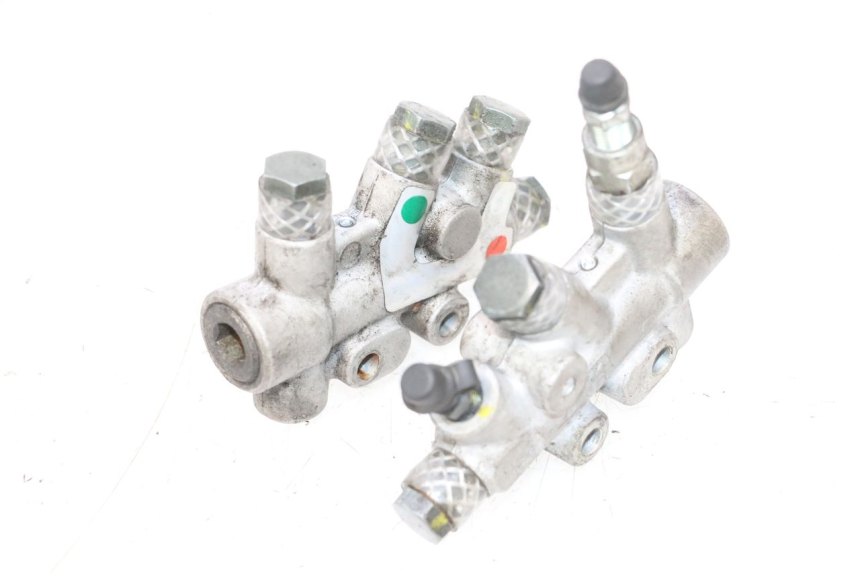 photo de DISTRIBUIDOR DE FRENO PIAGGIO MP3 RL 250 (2006 - 2010) - Detalle de la pieza