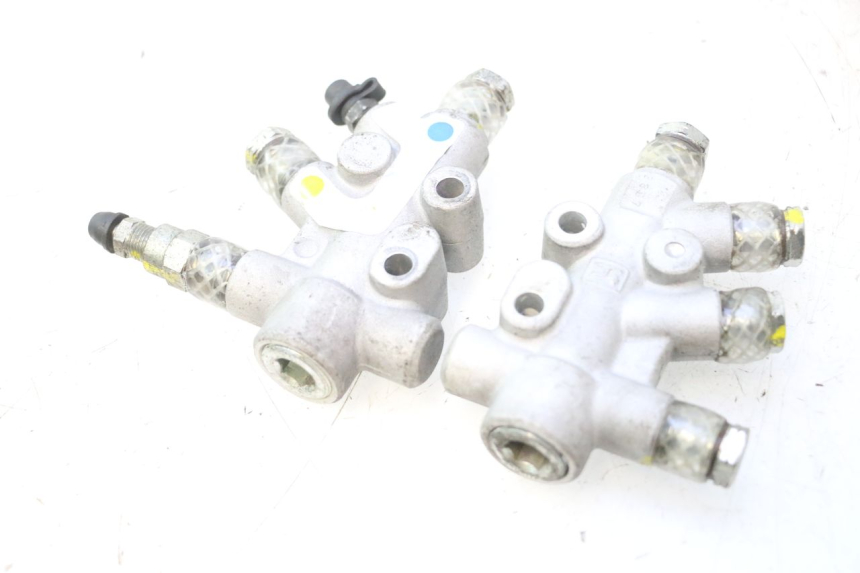 photo de DISTRIBUIDOR DE FRENO PIAGGIO MP3 500 (2011 - 2015) - Zoom estado de uso