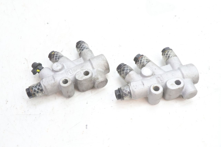 photo de REPARTIDOR FRENO PIAGGIO MP3 500 (2016 - 2018) - Primer plano técnico
