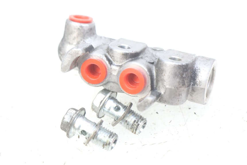 photo de REPARTIDOR DE FRENO SUZUKI SIXTEEN 125 (2008 - 2010) - Detalle de la pieza