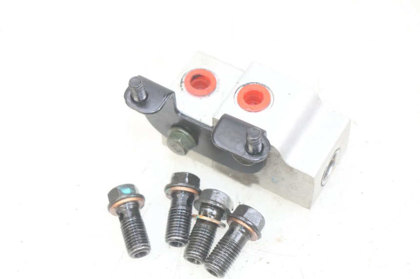 photo de DISTRIBUIDOR DE FRENO PEUGEOT TWEET 125 (2018 - 2021) - Detalle de la pieza