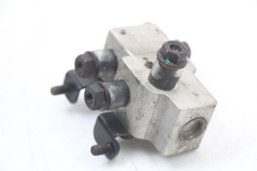 photo de DISTRIBUIDOR DE FRENO PEUGEOT TWEET 125 (2018 - 2021) - Zoom estado de uso