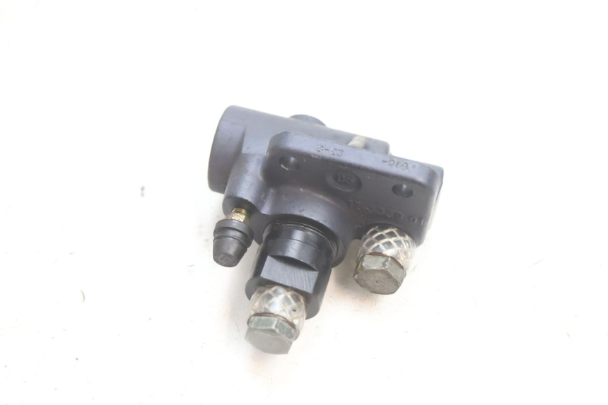 photo de REPARTIDOR DE FRENO PIAGGIO X9 EVOLUTION 125 (2003 - 2007) - Primer plano técnico