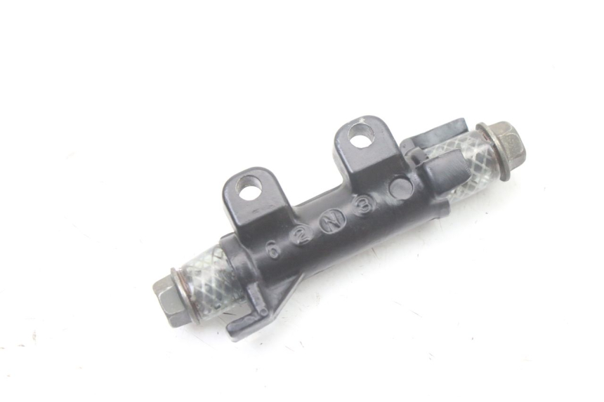 photo de REPARTIDOR DE FRENO YAMAHA FZS FAZER 600 (2001 - 2003) - Otra perspectiva