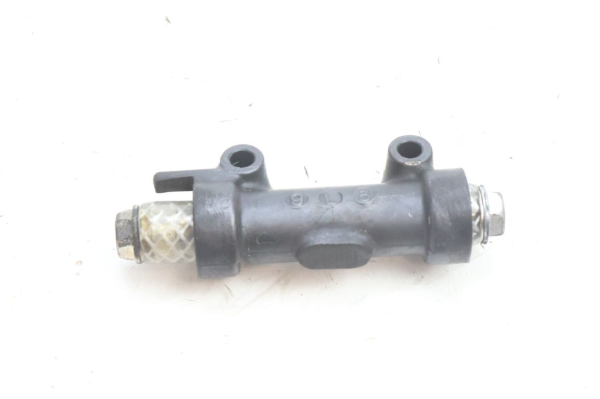 photo de DISTRIBUIDOR DE FRENO KAWASAKI ZZR 600 (1995 - 2004) - Zoom estado de uso