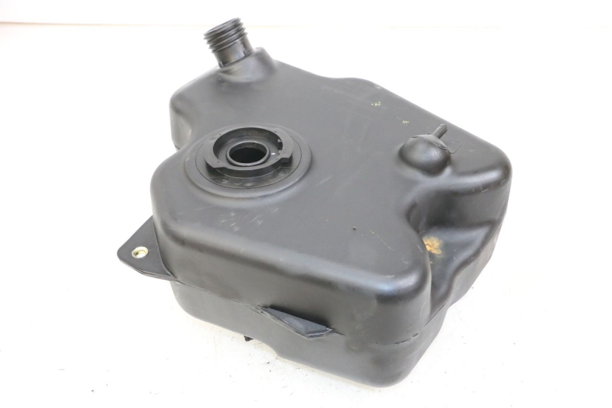 photo de DEPOSITO FUEL DAELIM A-FOUR 2T 50 (2005 - 2012) - Primer plano técnico
