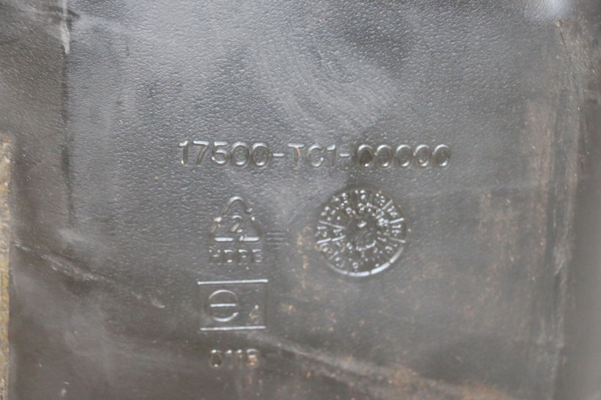 photo de DEPOSITO FUEL ADIVA AD3 300 (2014 - 2020) - Detalle de la pieza