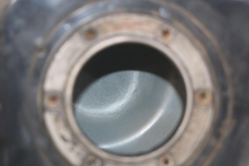 photo de DEPÓSITO DE COMBUSTIBLE KYMCO AGILITY 16+ 4T 50 (2018 - 2023) - Otra perspectiva