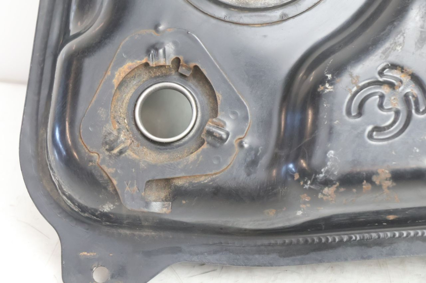 photo de DEPOSITO FUEL KYMCO AGILITY CITY 16P 125 (2015 - 2024) - Detalle de la pieza