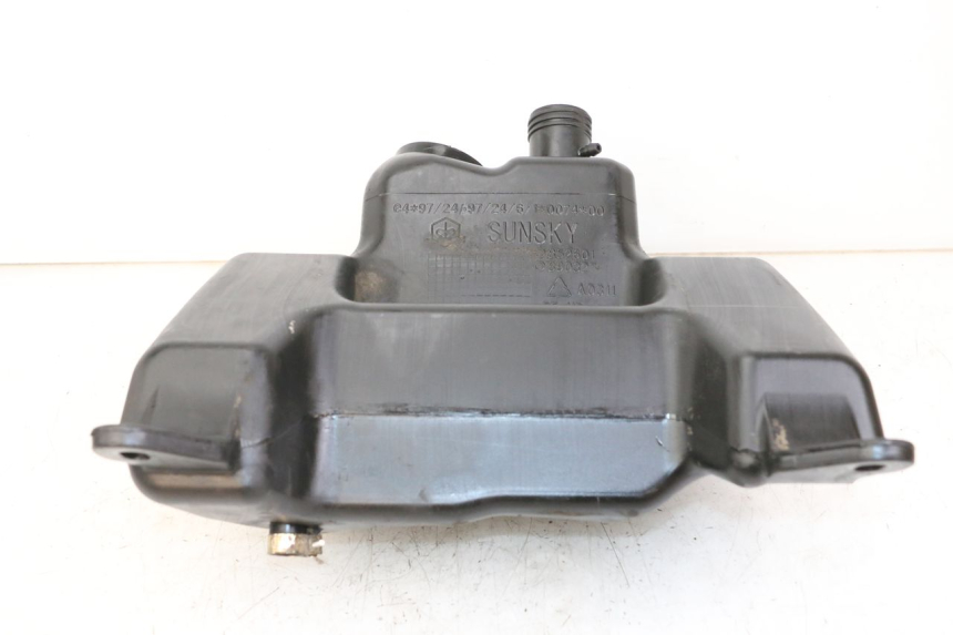 photo de DEPOSITO FUEL APRILIA SR MOTARD 50 (2012 - 2018) - Detalle de la pieza