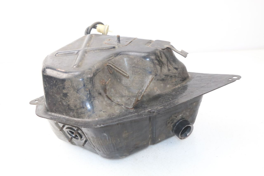 photo de DEPÓSITO DE COMBUSTIBLE JONWAY AZTRAL 125 (2008 - 2017) - Detalle de la pieza