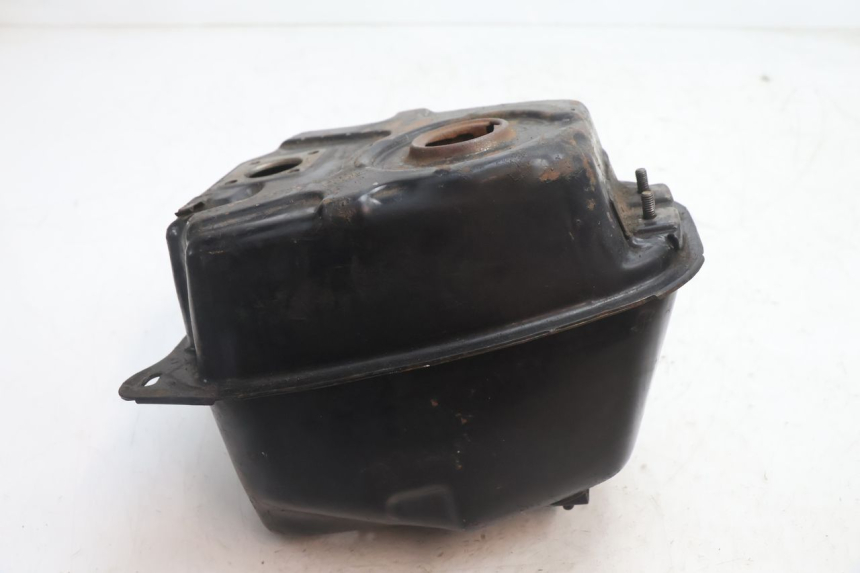 photo de DEPÓSITO DE COMBUSTIBLE MBK BOOSTER SPIRIT 50 (1999 - 2003) - Detalle de la pieza