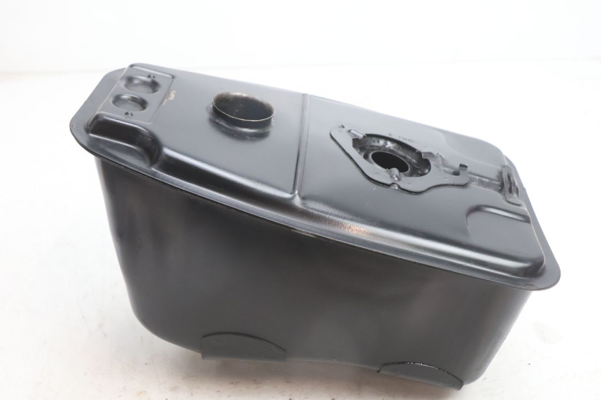 photo de DEPÓSITO DE COMBUSTIBLE PEUGEOT BUXY 50 (1993 - 1998) - Detalle de la pieza