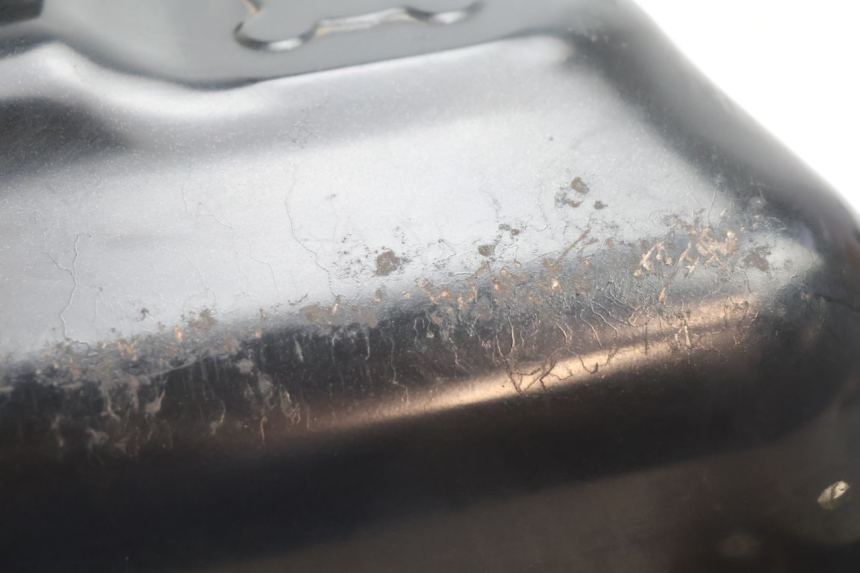 photo de DEPÓSITO DE COMBUSTIBLE YAMAHA BW'S BWS 125 (2010 - 2013) - Primer plano técnico
