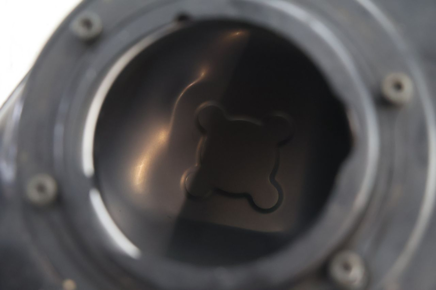 photo de DEPÓSITO DE COMBUSTIBLE YAMAHA BW'S BWS 125 (2010 - 2013) - Estado de la superficie y material