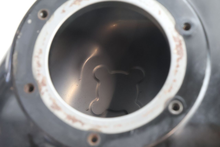 photo de DEPÓSITO DE COMBUSTIBLE YAMAHA BW'S BWS 125 (2010 - 2013) - Características distintivas