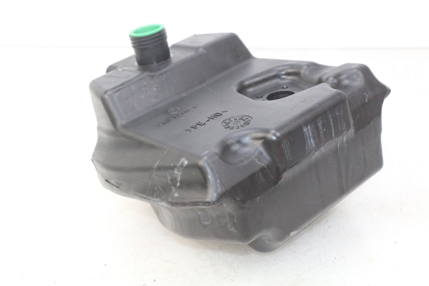 photo de DEPÓSITO DE COMBUSTIBLE YAMAHA BW'S EASY 50 (2013 - 2016) - Primer plano técnico