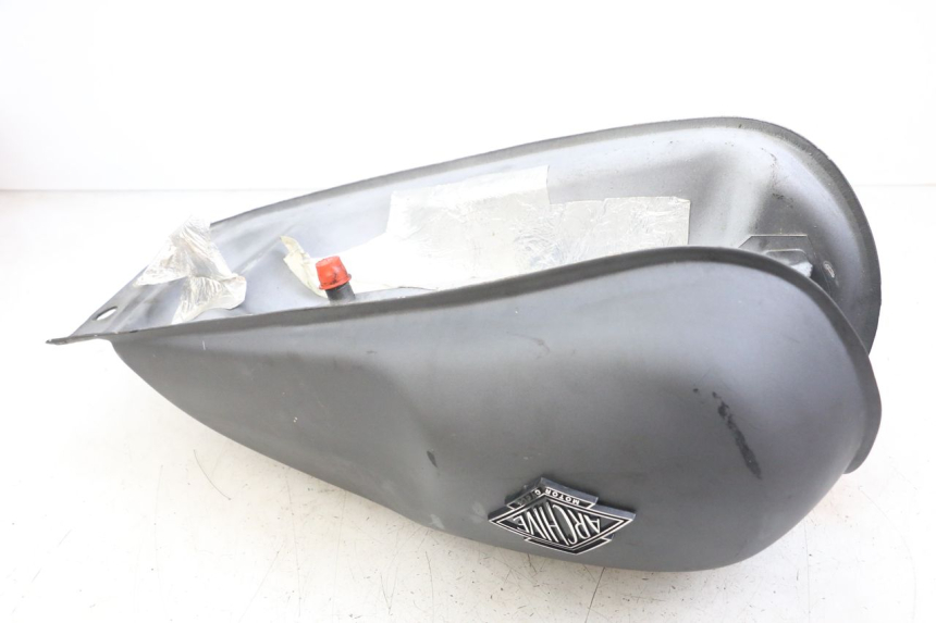 photo de DEPOSITO FUEL ARCHIVE CAFE RACER 4T 50 (2019 - 2024) - Primer plano de alta resolución