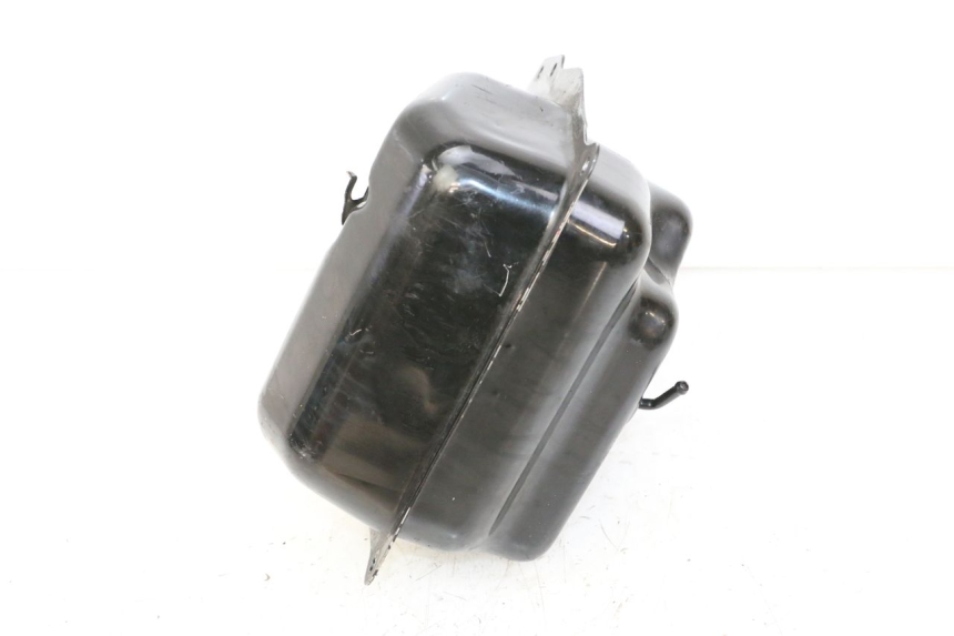 photo de DEPOSITO FUEL ORCAL CAVARO 4T 50 (2019 - 2023) - Detalles de los puntos de fijación