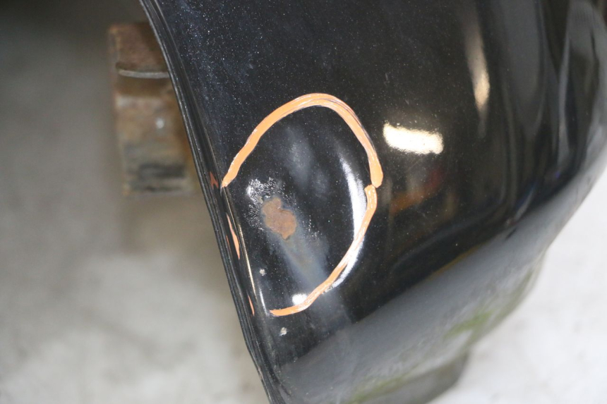 photo de DEPOSITO FUEL HONDA CBF 500 (2004 - 2007) - Enfoque en la estructura