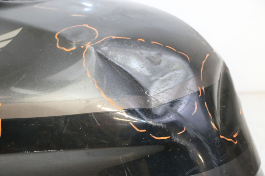 photo de DEPOSITO FUEL HONDA CBR F SC25 1000 (1989 - 1992) - Inspección visual detallada