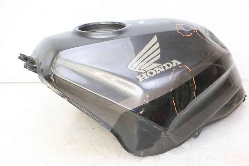 photo de DEPOSITO FUEL HONDA CBR F SC25 1000 (1989 - 1992) - Ángulo de visión alternativo