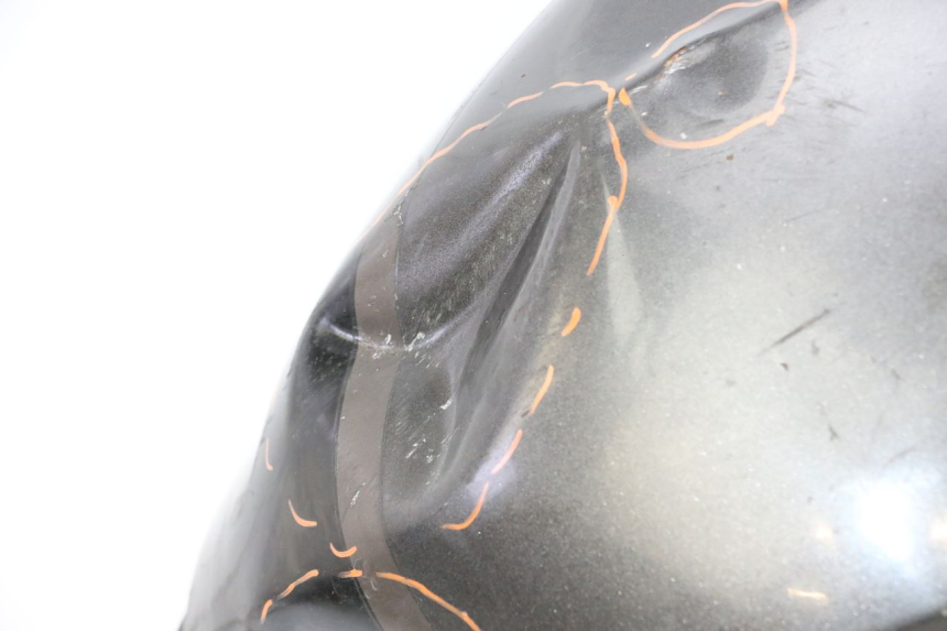 photo de DEPOSITO FUEL HONDA CBR F SC25 1000 (1989 - 1992) - Detalles de los puntos de fijación