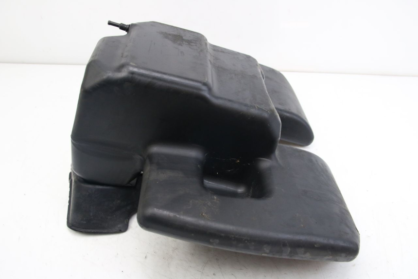 photo de DEPóSITO DE COMBUSTIBLE PEUGEOT CITYSTAR 50 (2013 - 2017) - Primer plano técnico