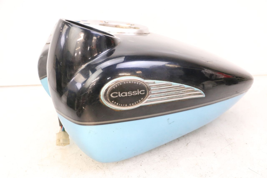 photo de DEPOSITO FUEL APRILIA CLASSIC 125 (1995 - 2001) - Primer plano de alta resolución