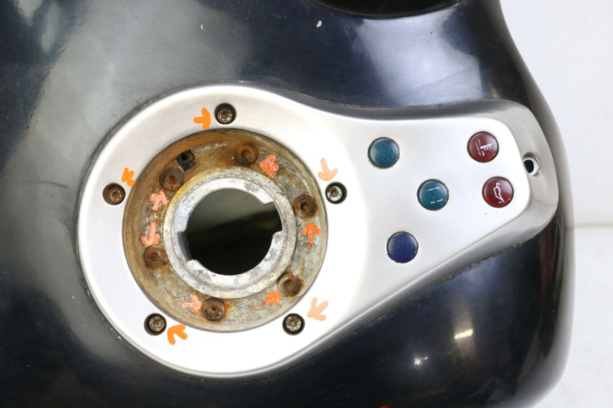 photo de DEPOSITO FUEL APRILIA CLASSIC 125 (1995 - 2001) - Perfil de la pieza de repuesto