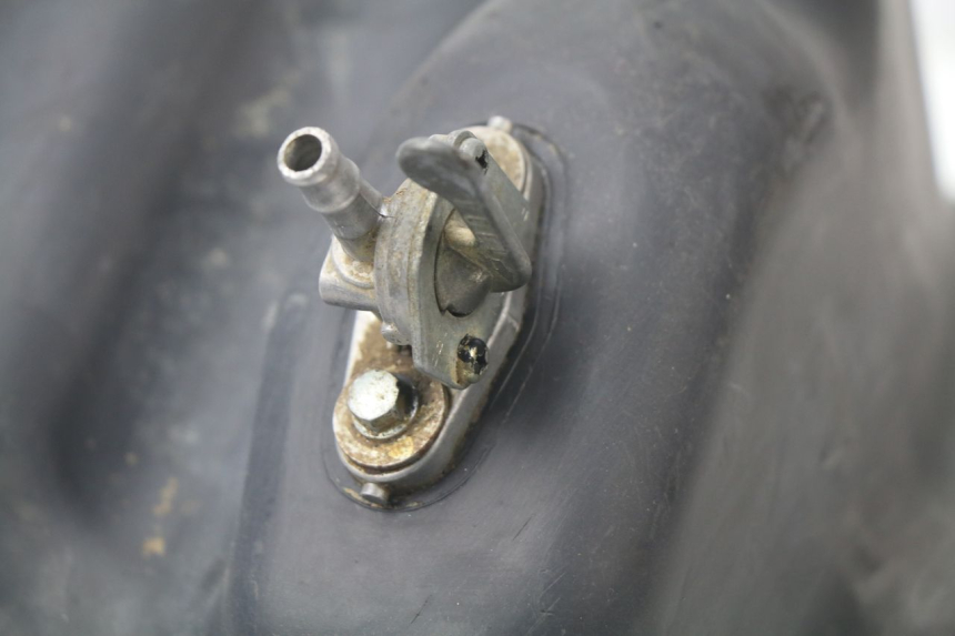 photo de DEPOSITO FUEL HONDA CR 125 (2000 - 2001) - Estado de la superficie y material