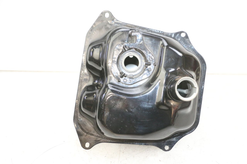 photo de DEPOSITO FUEL LONGJIA DIGITA 4T 50 (2019 - 2022) - Detalles de los puntos de fijación