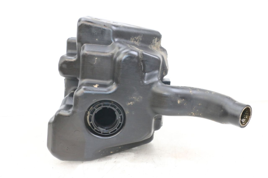 photo de DEPÓSITO DE COMBUSTIBLE GILERA DNA 50 (2000 - 2007) - Detalle de la pieza