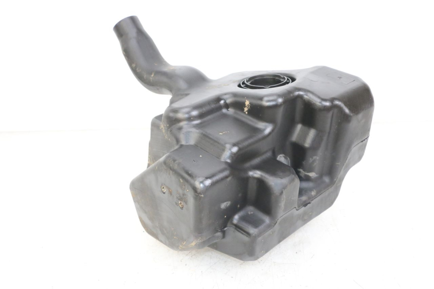 photo de DEPÓSITO DE COMBUSTIBLE GILERA DNA 50 (2000 - 2007) - Otra perspectiva