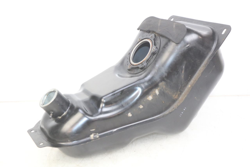 photo de DEPÓSITO DE COMBUSTIBLE KYMCO DOWNTOWN ABS 125 (2015 - 2017) - Detalle de la pieza