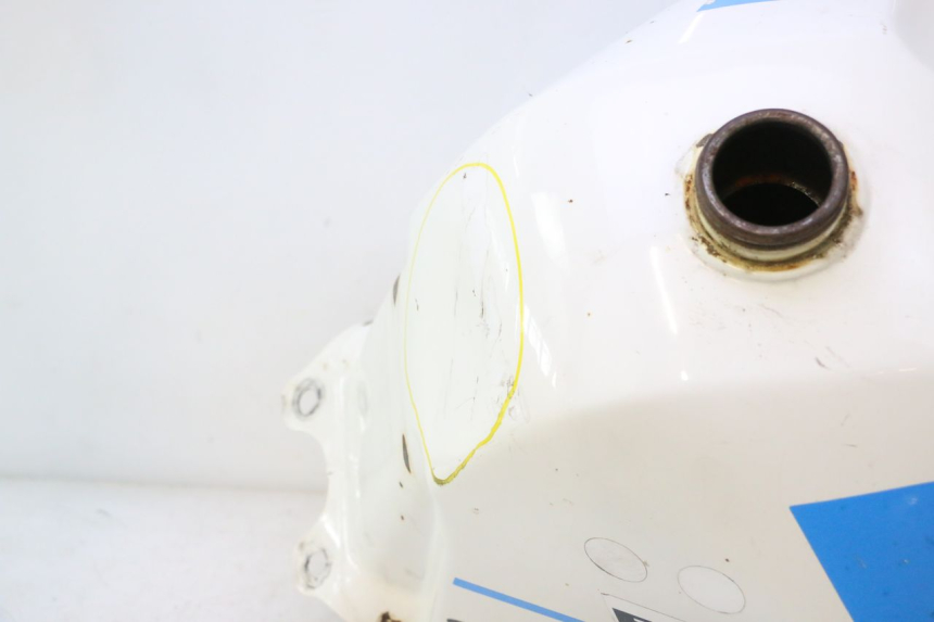 photo de DEPOSITO FUEL SUZUKI DR S 600 (1985 - 1989) - Características distintivas