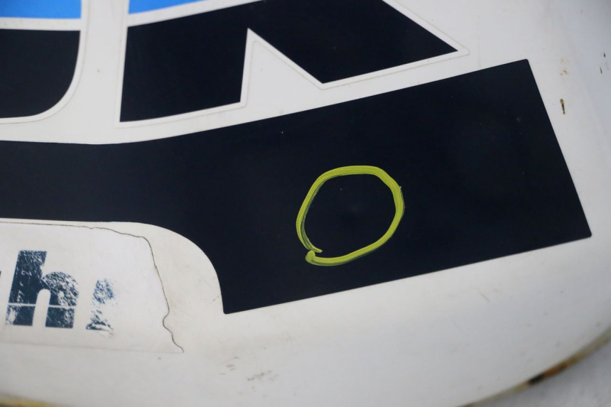 photo de DEPOSITO FUEL SUZUKI DR S 600 (1985 - 1989) - Estado de la superficie y material