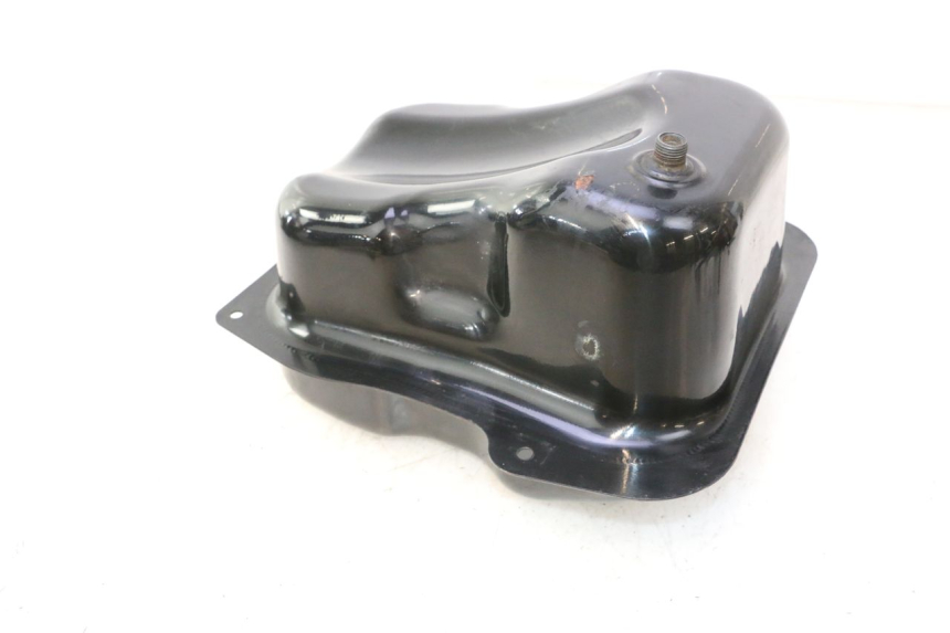 photo de DEPOSITO FUEL CF MOTO E-CHARM 125 (2005 - 2008) - Detalles de los puntos de fijación