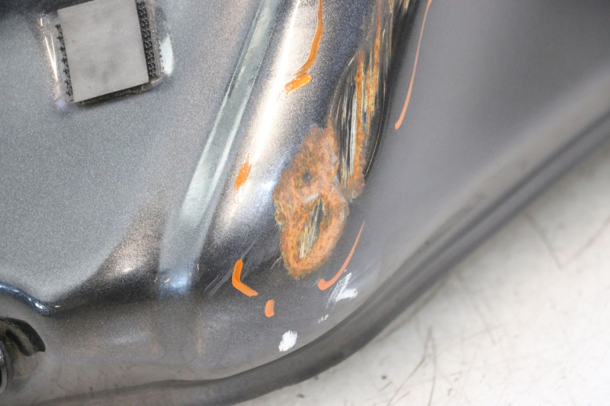 photo de DEPOSITO FUEL KAWASAKI ER-6 ER6 F ABS 650 (2012 - 2016) - Enfoque en la estructura