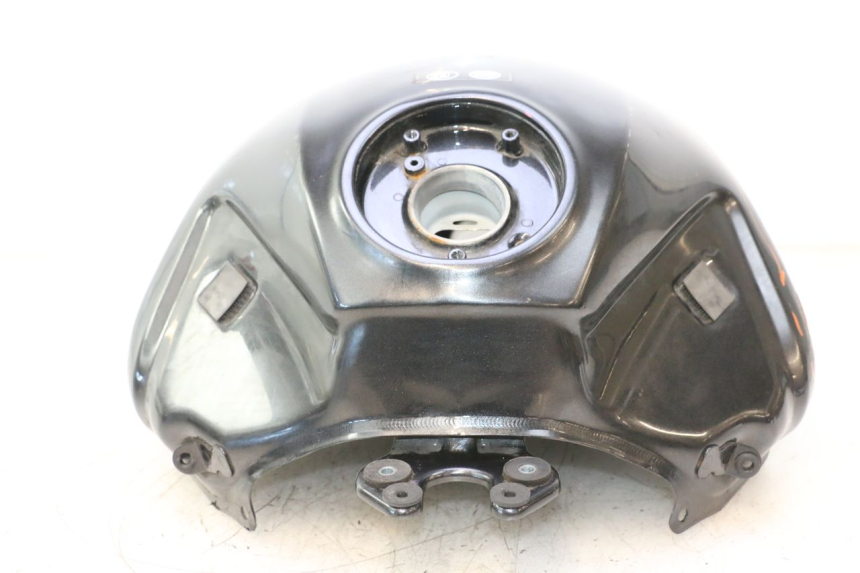 photo de DEPOSITO FUEL KAWASAKI ER-6 ER6 F ABS 650 (2012 - 2016) - Detalles de los puntos de fijación