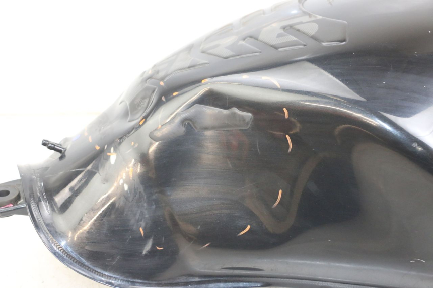 photo de DEPOSITO FUEL KAWASAKI ER-6 ER6 N 650 (2012 - 2016) - Primer plano técnico