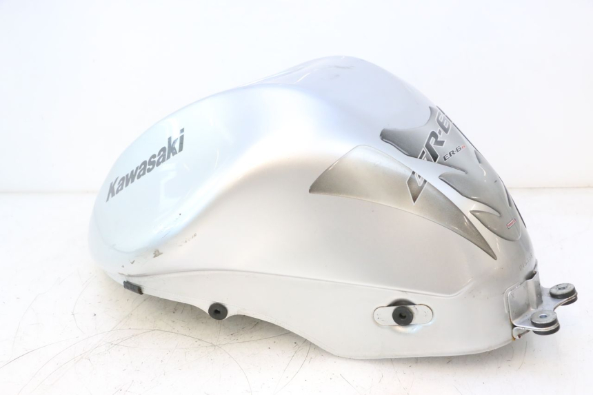 photo de DEPOSITO FUEL KAWASAKI ER-6 ER6 N 650 (2005 - 2009) - Características distintivas