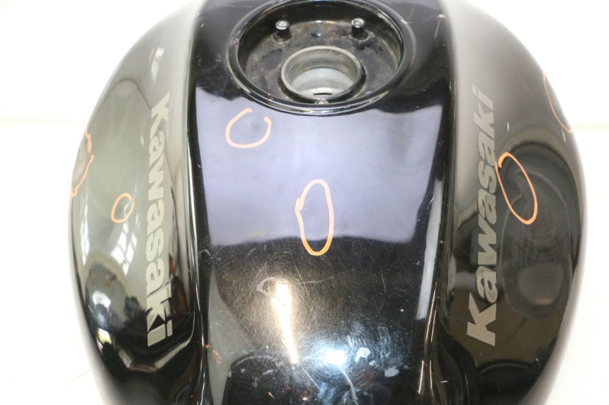 photo de DEPOSITO FUEL KAWASAKI ER-6 ER6 N 650 (2005 - 2009) - Ángulo de visión alternativo