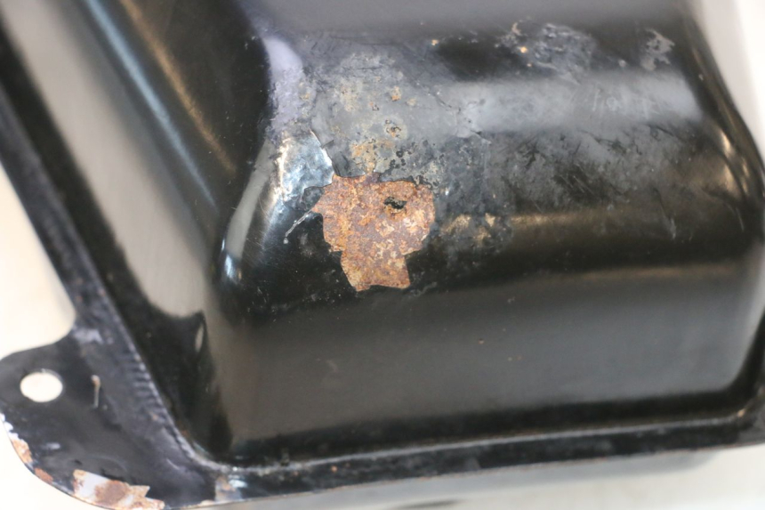 photo de DEPOSITO FUEL KEEWAY F-ACT FACT EVO 50 (2020 - 2026) - Detalles de los puntos de fijación