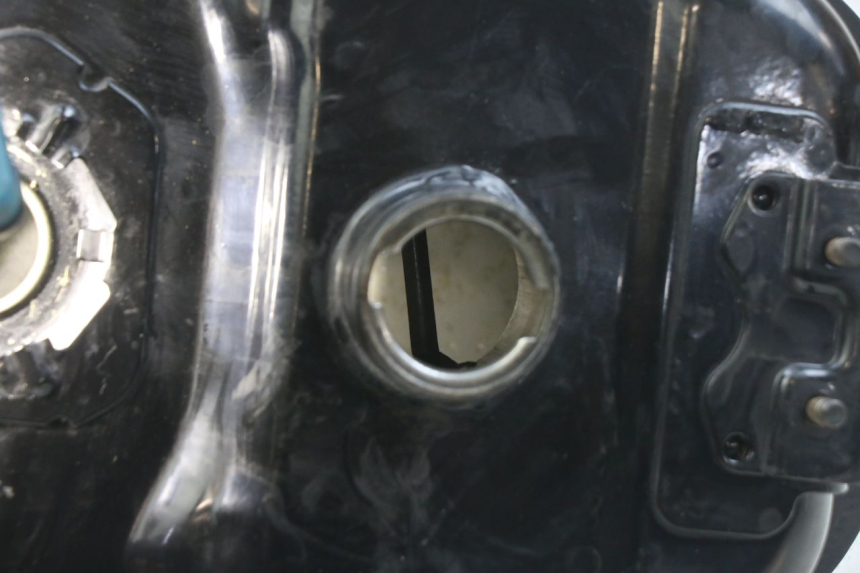 photo de DEPÓSITO DE COMBUSTIBLE TNT MOTOR FASTINO 4T 50 (2013 - 2019) - Zoom estado de uso