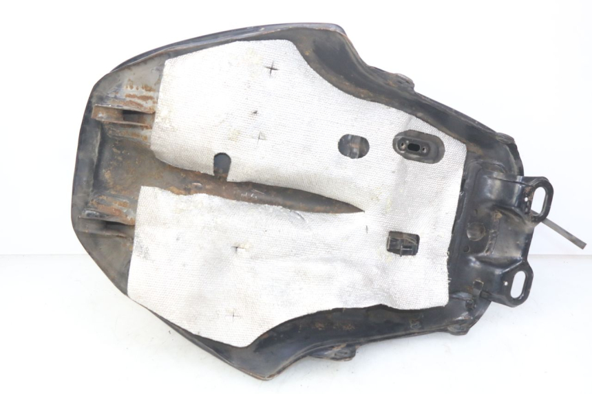 photo de DEPÓSITO DE COMBUSTIBLE YAMAHA FJ 3CX 1200 (1986 - 1996) - Primer plano técnico